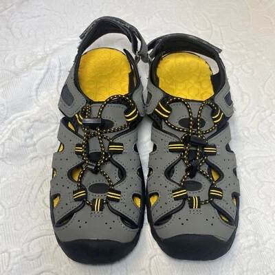 Khombu Kyle Kids Boys Size 4 Water Sandals Youth Young Strap Gray Black Yellow - Image 1 of 4