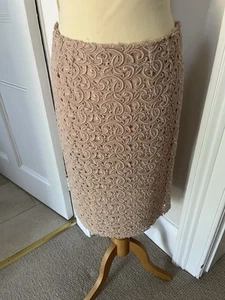 DOLCE & GABBANA LACE SKIRT, Small, It 40 - Picture 1 of 6