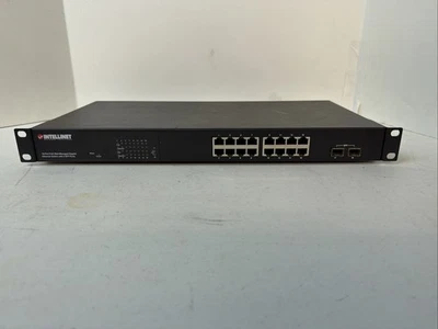 Conmutador Ethernet Gigabyte administrado por web Itellinet Network Solutions 16 Poe Foto 1 de 4