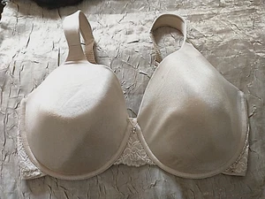 Vanity Fair BRA Underwire Bra Nude with Lace size 40 DD 40DD Comfort Straps - Picture 1 of 11