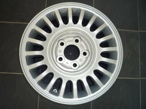 JAGUAR 20 SPOKE ALLOY WHEEL XJS XJ40 X300 X308 16 x 7J INCH MNB6113BA - Picture 1 of 5