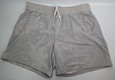 Shorts de moletom Armani Exchange A|X listrado palmas lã masculino 2XL cinza abstrato - Imagem 1 de 4