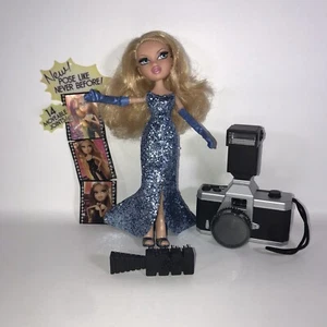 BRATZ The Movie XOXO CLOE PUPPE MIT BLAUEM Glitzer KLEID echt funktionierende Filmkamera 2009 - Bild 1 von 10