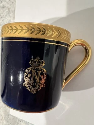 Taza y platillo Limoges France Demitasse azul cobalto/oro borde de colección Foto 1 de 3
