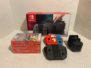 Nintendo Switch 32GB Gris Paquete Juegos, 4 Joy-cons, Estación de Carga, Estuche de Transporte - Imagen 1 de 4