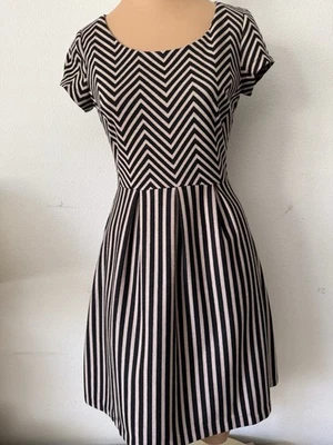 MAISON JULES Women’s Fit & Flare Dress Size SMALL - Image 1 of 4