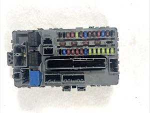Honda PP-GF15 Fuse And Relay Box For 2010 Acura TSX - Picture 1 of 5
