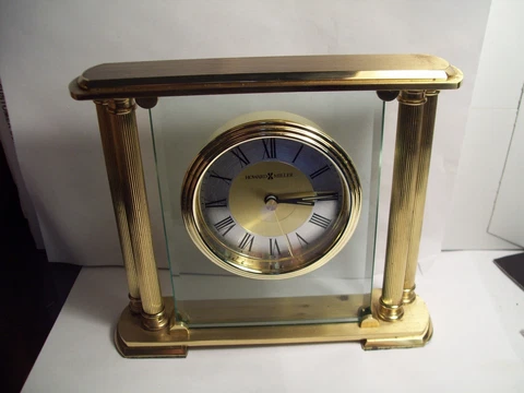 Howard Miller ~ Brass & Glass Mantle Clock ~ Model:613-627 ~ Working Condition Cover