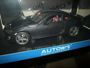 1:18 Autoart Toyota 86 GT Limited RHD grey/grau in OVP - Picture 1 of 1