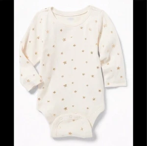 OLD NAVY | BEIGE GOLD STARS BABY BODYSUIT SIZE 0-3 MONTHS. - Picture 1 of 2