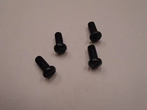 4 PCS SS-7111110-TP INDUSTRIAL SEWING MACHINE SCREWS 11/64-40 L=10.5 F/ JUKI A66 - Imagen 1 de 1