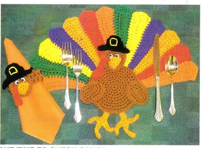 MARY MAXIM GOBBLE GOBBLE CROCHET PLACEMAT REALLY CUTE - Image 1 of 1