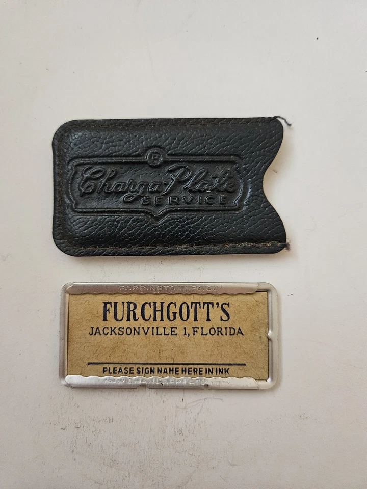 Tarjeta de crédito de colección Early Furchgott's Charge Plate nunca usada Jacksonville, Florida Foto 1 de 4