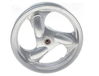 CERCHIO IN ARGENTO KYMCO SUPER 9 44650-KFC8-305-N5A OEM - Immagine 1 di 1