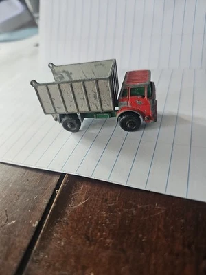 Vintage Matchbox GMC Tipper Truck No.26 Red Lesney 1960's Made in England - Image 1 of 2