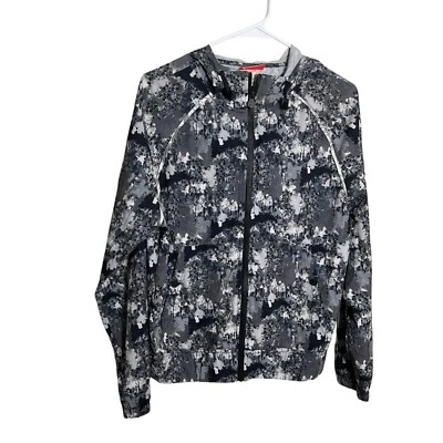 Chaqueta cortavientos Hunter x Target para niños pequeña gris camuflada con cremallera al aire libre Foto 1 de 4