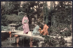 Japan old colored picture postcard Geisha Girl Women sitting at water unused - Picture 1 of 2