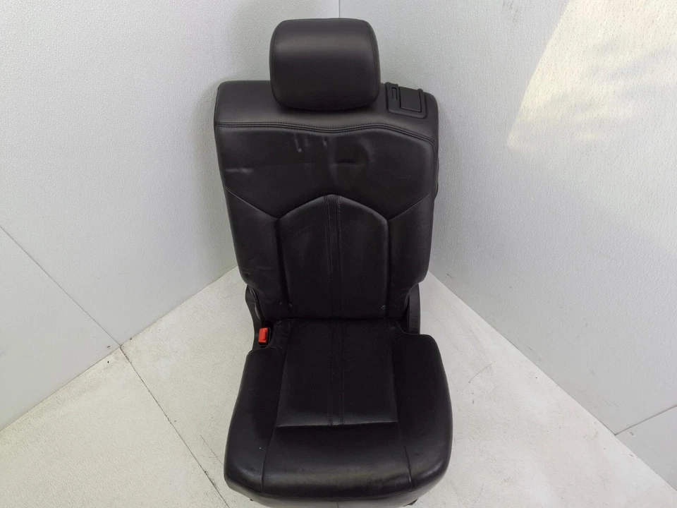 Conjunto de asiento trasero izquierdo Cadillac SRX 2010-2016 3,0 L FABRICANTE DE EQUIPOS ORIGINALES Foto 1 de 4