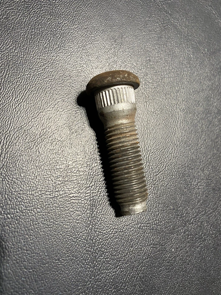 2007-2011 Lexus GS450h OEM Wheel Hub Threaded Lug Nut Stud Qty 1 - Image 1 of 1