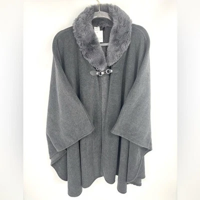 Liz Claiborne Fur Trim Poncho Charcoal Gray NWT Size One Size - Image 1 of 4