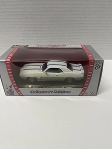 Pontiac Firebird 1969 blanco transmisión automática fundido a presión Yatming Road Signature 1:43 - Imagen 1 de 3