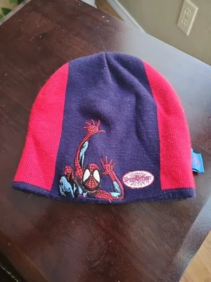 Spiderman Beanie Marvel Crouching Spiderman Red Blue Skull Cap Hat Unisex - Image 1 of 3