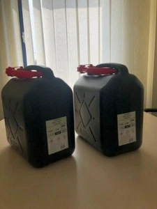 2 x  Benzinkanister 20 Liter Kraftstoff Kanister Kunststoff schwarz - Bild 1 von 1