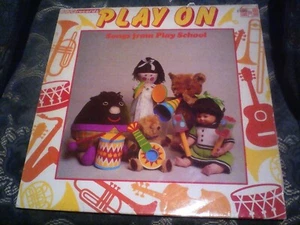 PLAY ON - PLAYSCHOOL BBC LP PLUS JOHNNY BALL STELLT WISSENSCHAFT VOR 7" DISKETTE - Bild 1 von 2