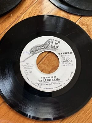 THE WACKERS -(45)-RADIO STATION COPY - HEY LAWDY LAWDY (STEREO) / MONO  -  1972 - Image 1 of 2
