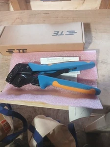 TE 58448-2 CRIMP TOOL 354940-1 FOR 20-28 AWG AMPLIMITE HDP-20 CONTACTS - Picture 1 of 4