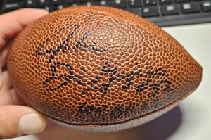 John DiGiorgio Autógrafo Fútbol Firmado Go Bills Auténtico Automático NFL Raro Certificado de Autenticidad - Imagen 1 de 11