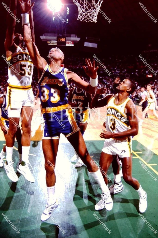 Foto DM611 Kareem Abdul-Jabbar Los Angeles Lakers 8x10 11x1416x20 24x36 Foto 1 de 1