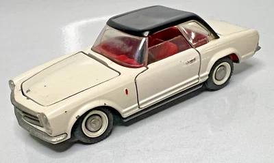 Tekno Kirk 1/43 Scale 1967-1971 Mercedes-Benz 280 SL (W113 Pagoda) - Image 1 of 4