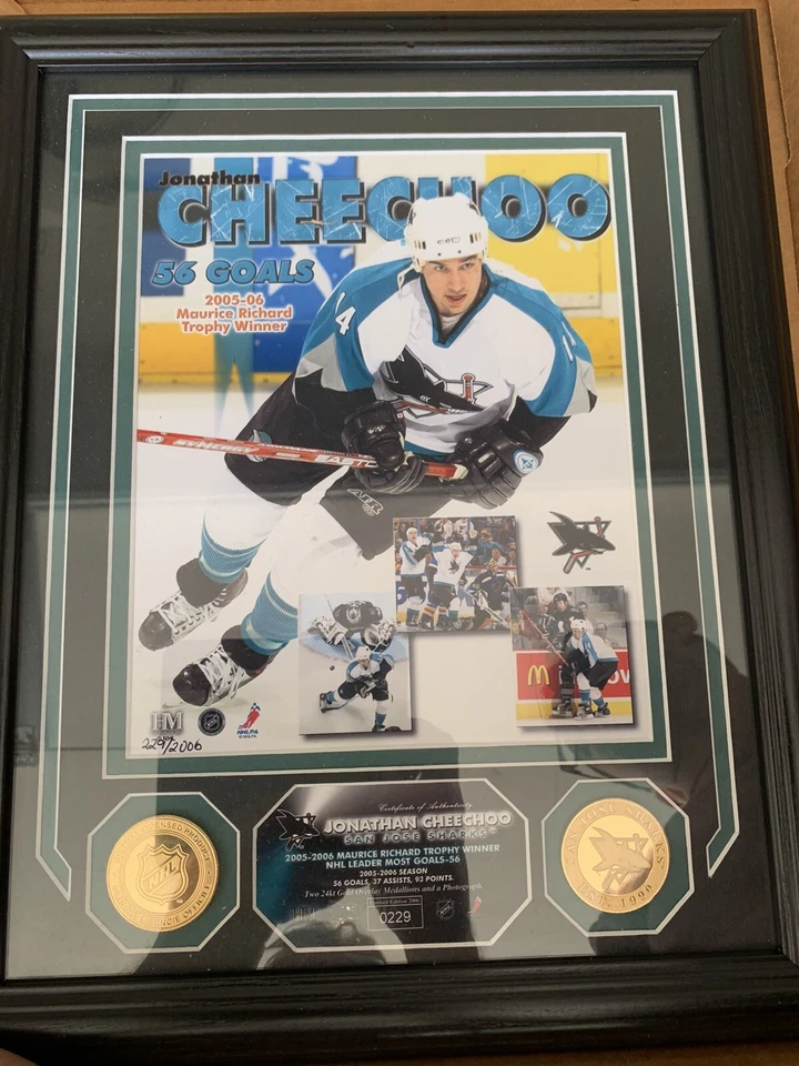 Highland Mint Jonathan Cheechoo 圣何塞鲨鱼 #0229/2006 本地接机 — 第 1/1 张图片