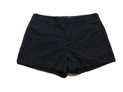 Pantalones cortos chinos ELLE negros bordados florales tiro medio para mujer talla 2 Foto 1 de 4