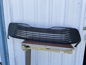 2018 2019 2020 Toyota Camry LE XLE Grille Front Bumper Lower Grille Oem - Picture 1 of 6