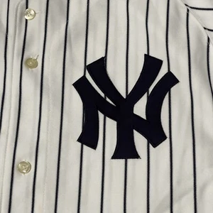 New York Yankees Baseball Jersey Boys 14/16 White Russell Athletic Stitched MLB - Picture 1 of 10