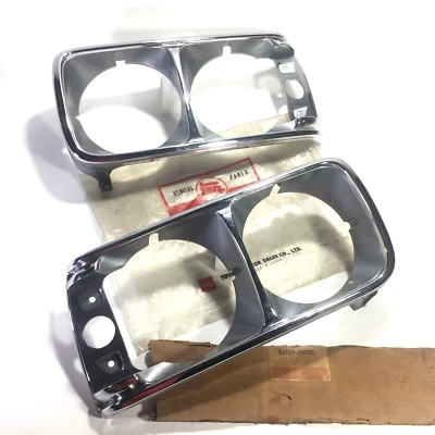 NOS Japan Genuine TOYOTA CORONA RT105 RT118 RT119 SEDAN WAGON Housing Headlamp - Image 1 of 4