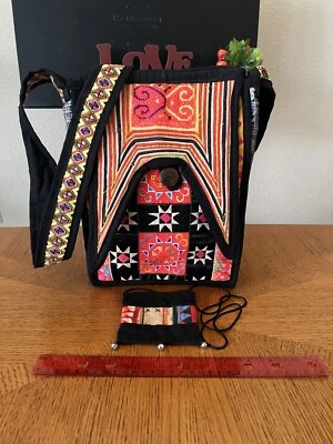 THAI KAREN TRIBAL HANDMADE HANDEMBROIDERED MESSENGER TRADITIONAL BAG & WALLET - Image 1 of 4