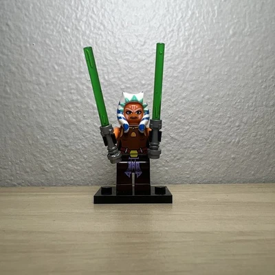 Lego Star Wars Minifigure - Ashoka Tano Padawan (sw0452) 75046 75013 - Image 1 of 4