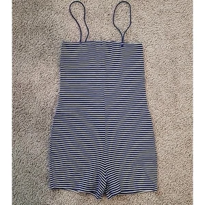 Pagliaccetto ZARA a righe elasticizzato a costine blu navy/bianco pezzo unico taglia M • Usato in ottime condizioni - Foto 1 di 5