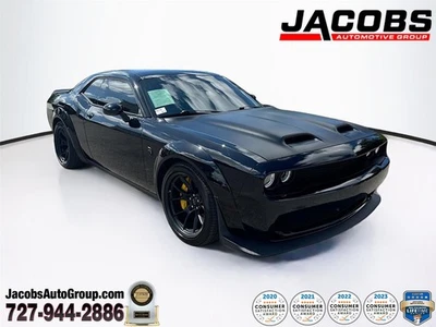 Dodge Challenger SRT Hellcat 2023 carrocería ancha Jailbreak Foto 1 de 4
