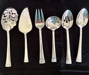 Reed & Barton Holbrook 6 piezas Juego de servidor, cucharón, tenedor de carne, servidor de pastel, cucharas - Imagen 1 de 12