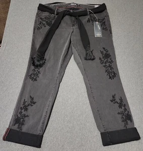 Torrid Premium Boyfriend Jeans bestickt schwarz Waschung Gürtel Größe 16 normal - Bild 1 von 11