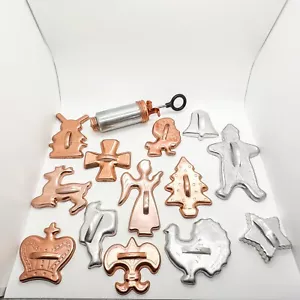 Vtg Cookie Cutter Cake Decorator Aluminum Set Holiday Christmas Copper Silver - Picture 1 of 10