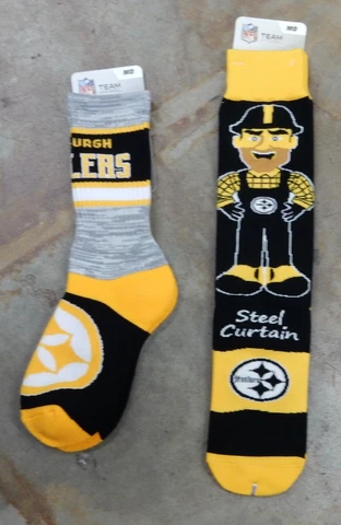 2 Pack NFL Pittsburgh Steelers Gift Socks Double Medium Deuce Mascot Flag 5-10 Cover