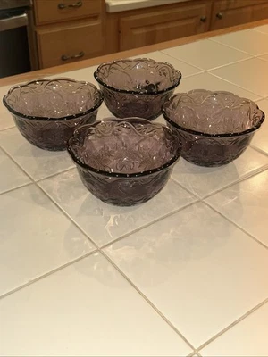 Princess House Fantasia Amethyst Set Of 4 Scalloped 18 oz Bowls - Image 1 of 4