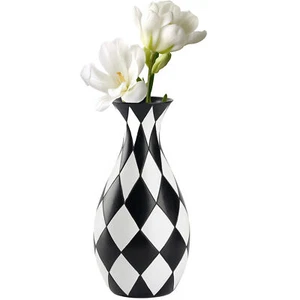 Black And White Vase Unique Modern Minimalist Checkered Flower Vase Home Decor - Picture 1 of 11