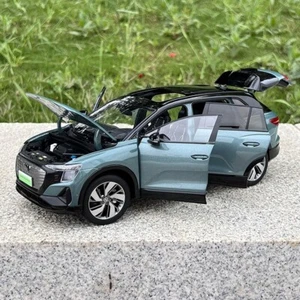 1/18 Scale Audi Q5 e-tron 2022 Green Diecast Car Model Toy Collection Gift - Picture 1 of 7