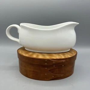 Target Home Gravy Boat, White Porcelain, Made in Indonesia - Picture 1 of 8